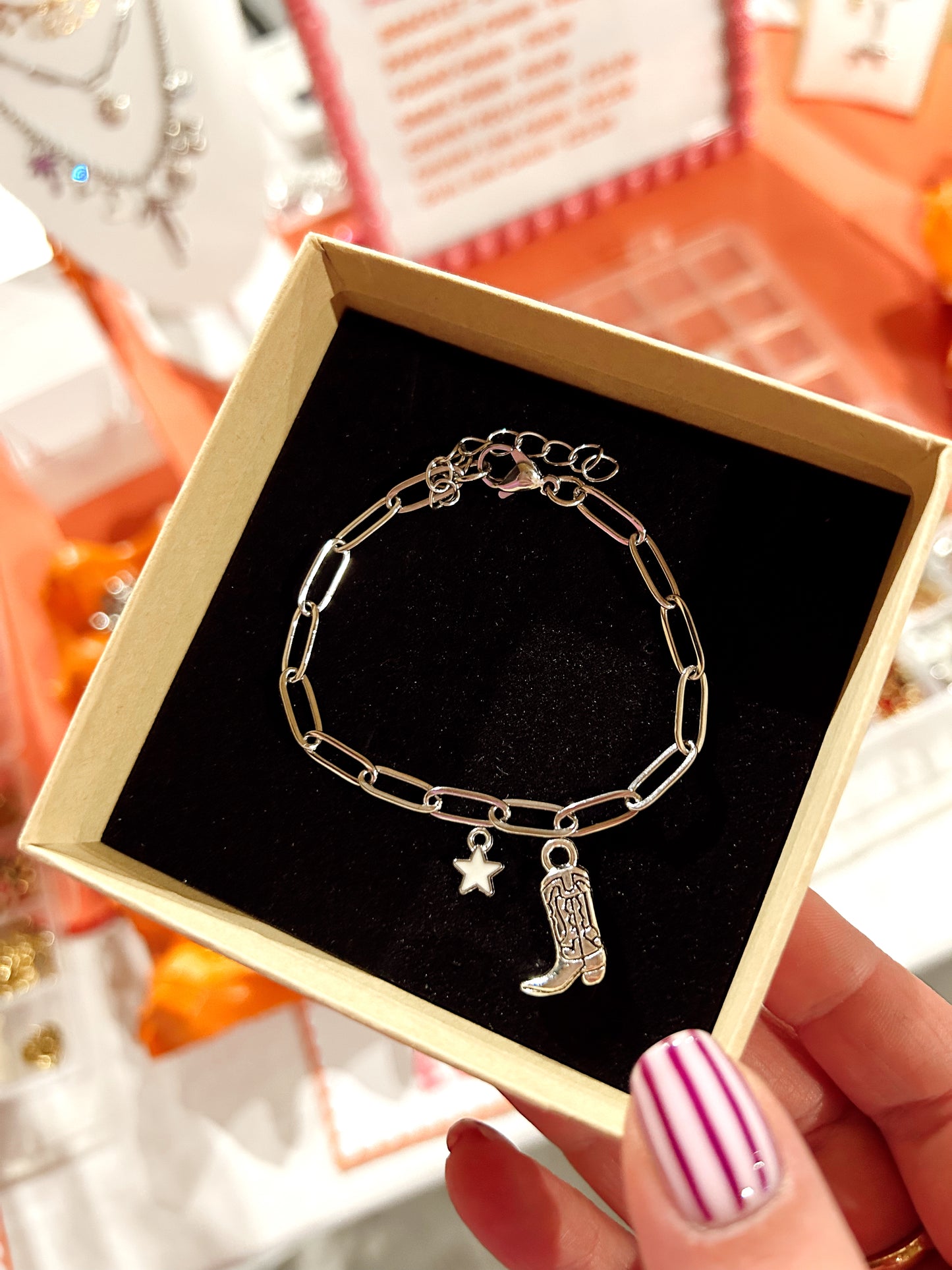 1. Bracelet - paperclip